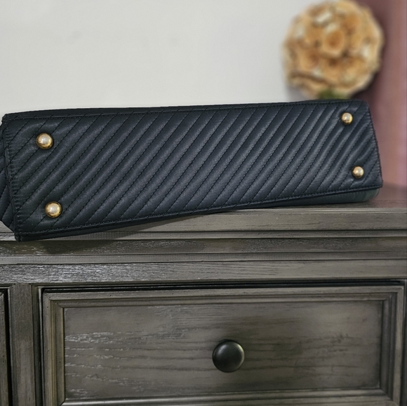 YSL  Tote - Picture 3 of 16